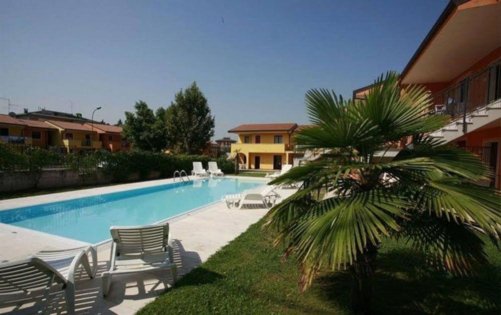 Vida Loca Apartments La Meridiana 佩斯基耶拉德加达 外观 照片