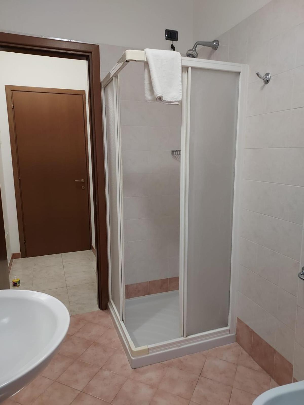 Vida Loca Apartments La Meridiana 佩斯基耶拉德加达 外观 照片